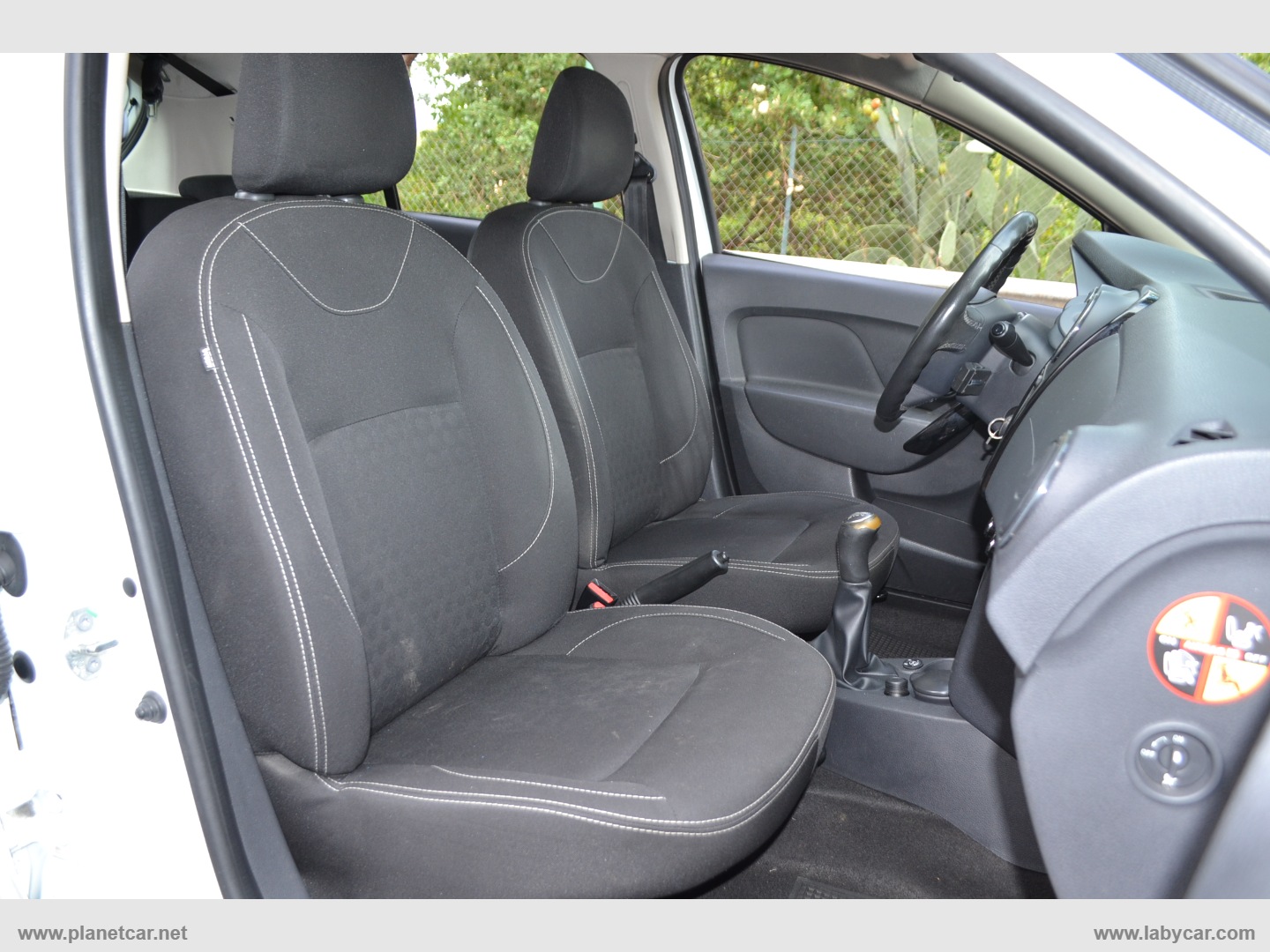 Sandero 1.2 GPL 75 CV Extra - immagine 26