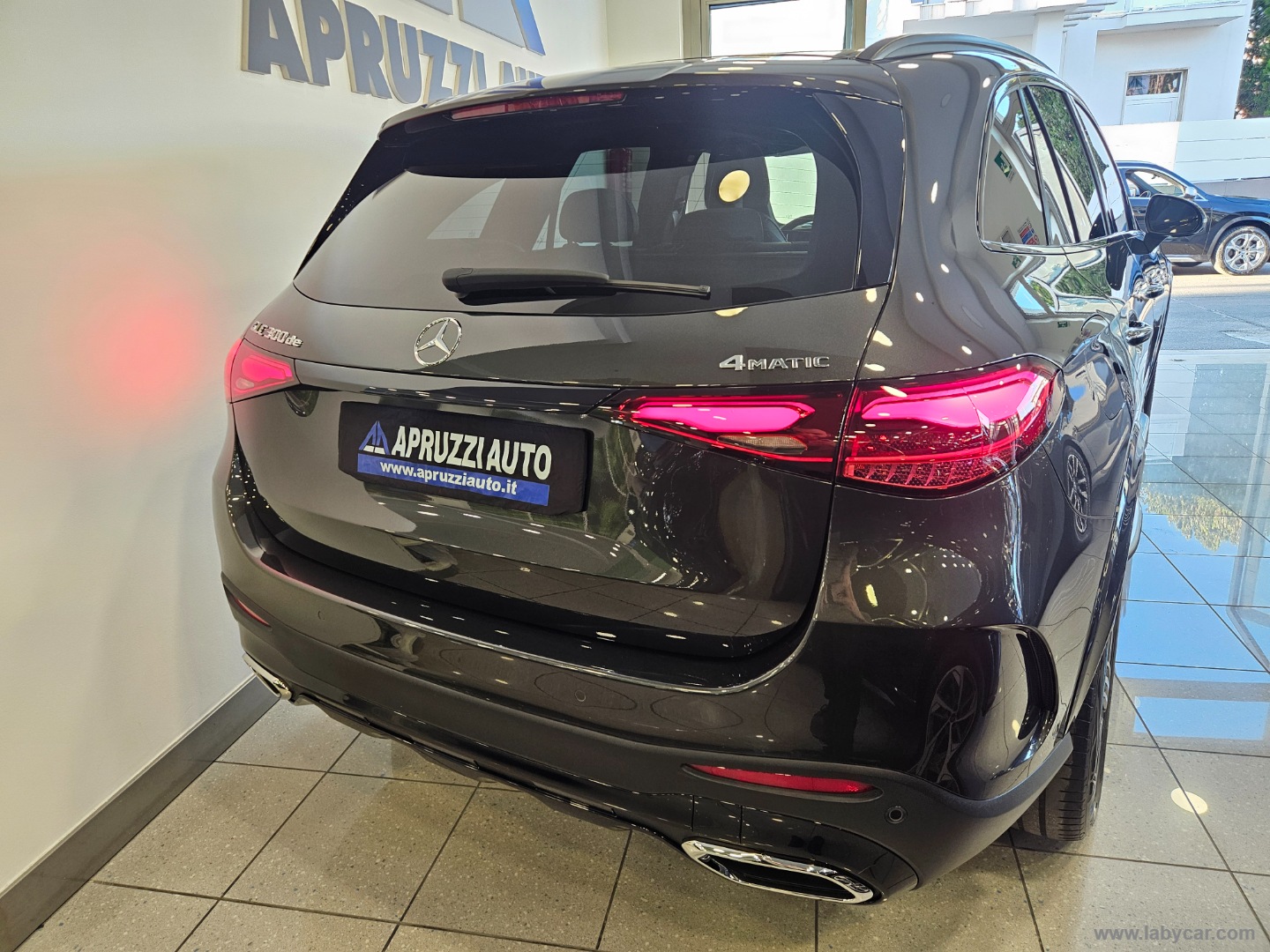 GLC 300de 4M Plug-in Hyb. AMG Pr. Plus - immagine 26