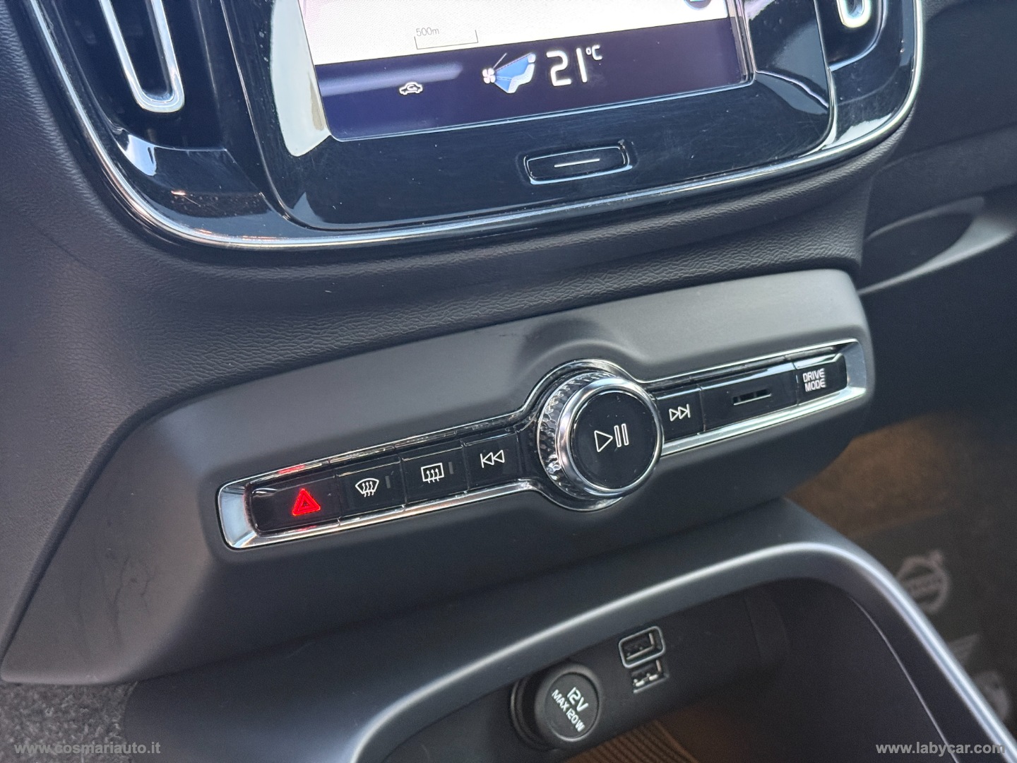 XC40 D3 AWD Geartronic R-design N1 TETTO/GANCIO - immagine 26