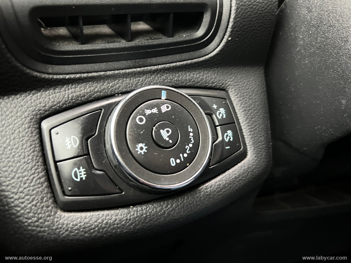 B-Max 1.4 90 CV GPL - immagine 26