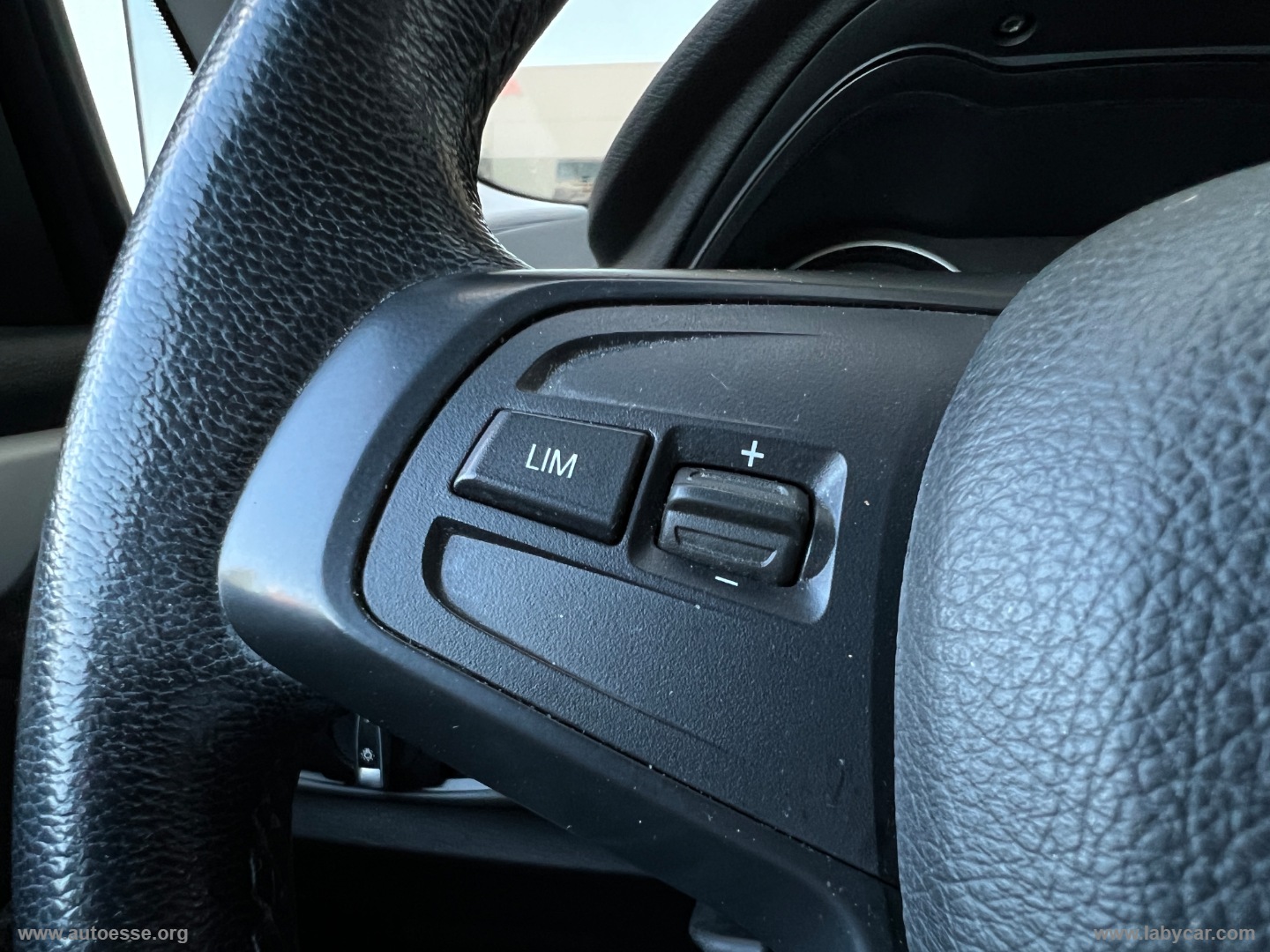 218d Active Tourer Advantage AUT. - immagine 26