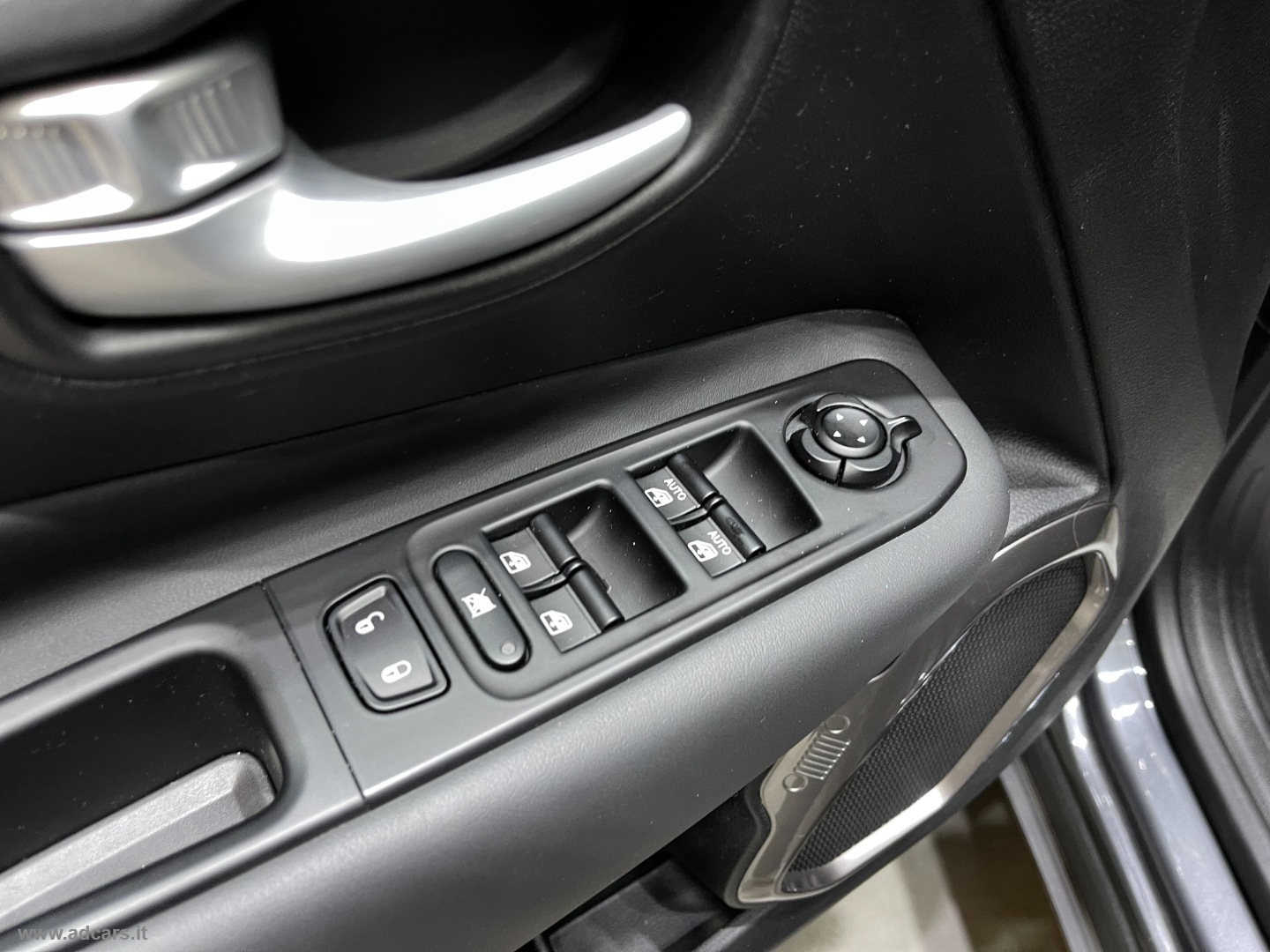 Renegade 1.0 T3 Limited *NEOPATENTATI*BENZINA* - immagine 26