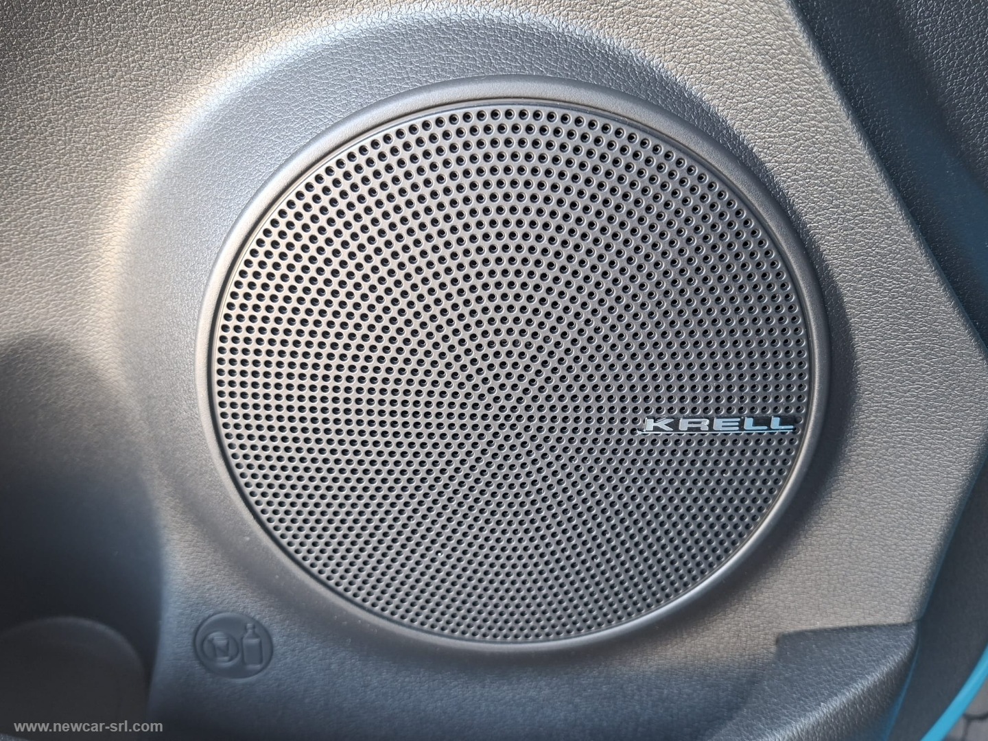 Kona EV 64 kWh XClass - immagine 26