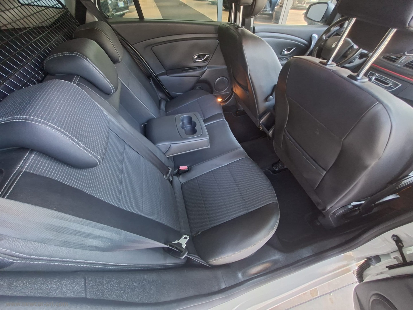 Mégane 1.5 dCi 110 CV SporTour Wave - immagine 26