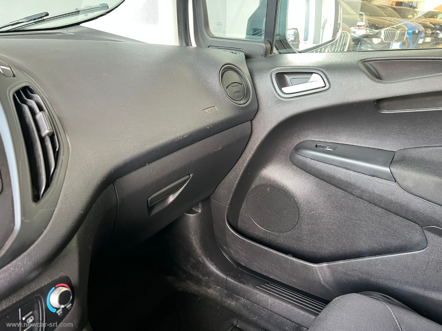 Transit Courier 1.5 TDCi 75CV Van Trend - immagine 26