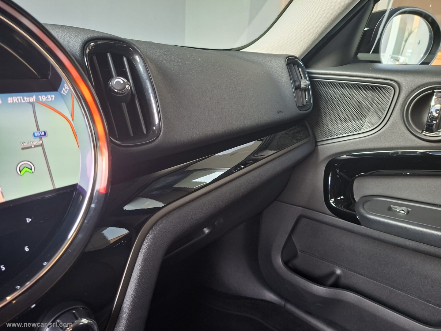 Mini Cooper SE Business Countryman ALL4 - immagine 26
