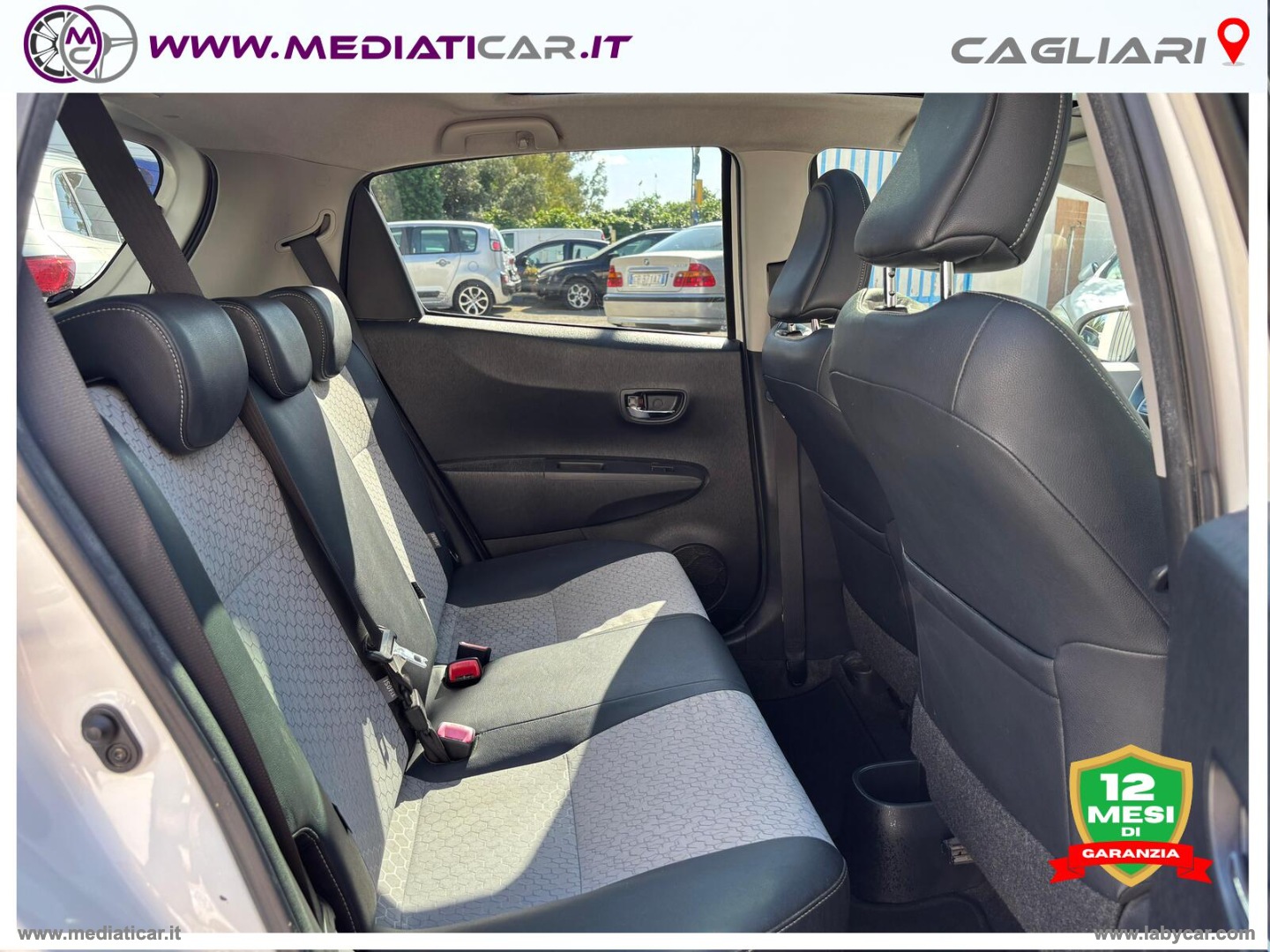 Yaris 1.3 5p. Lounge CVT Stop & Start - immagine 26