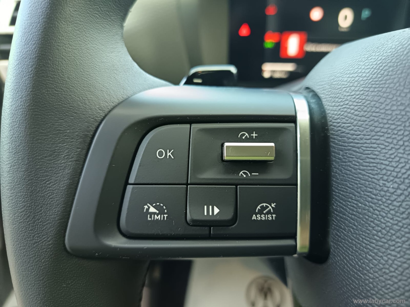 Citroën C4 Hybrid 145 e-DCS6 Plus - Immagine 26