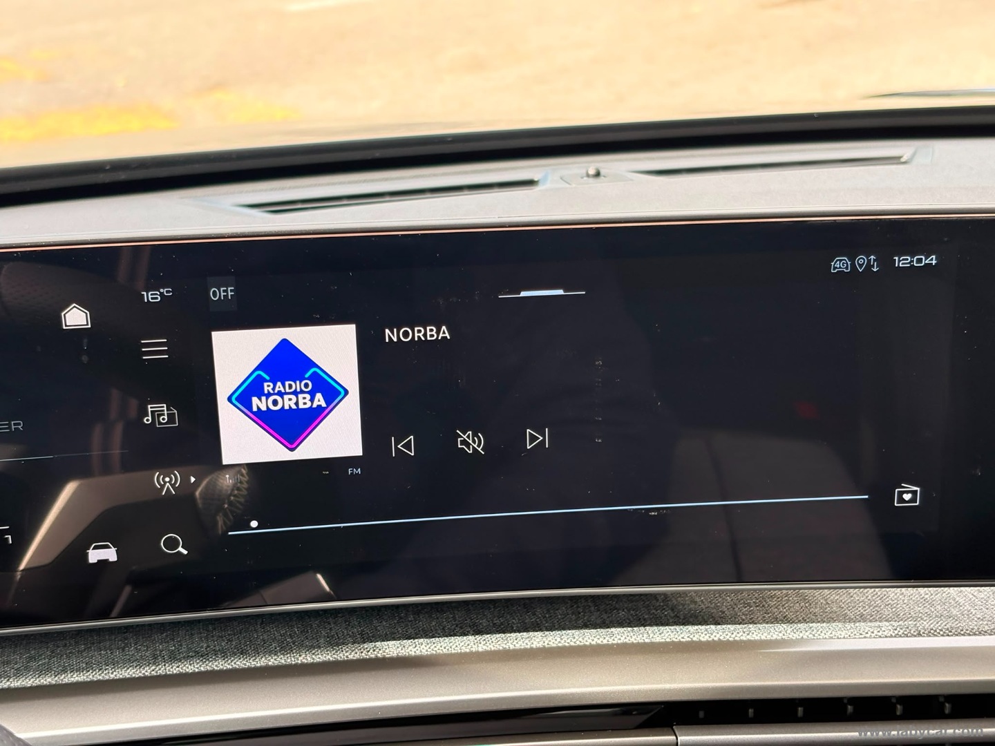 Peugeot 3008 Hybrid 145 e-DCS6 GT - Immagine 26