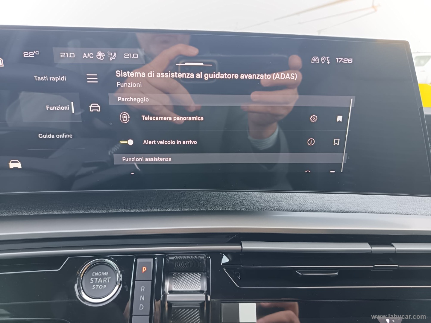 Peugeot 3008 Hybrid 145 e-DCS6 GT - Immagine 26