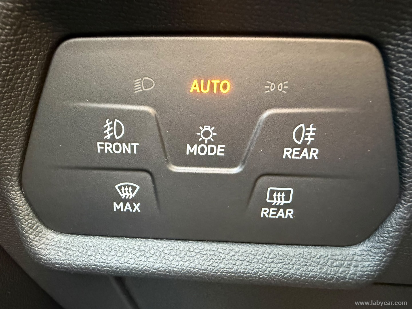 CUPRA Formentor 1.5 e-Hybrid DSG Business - Immagine 26