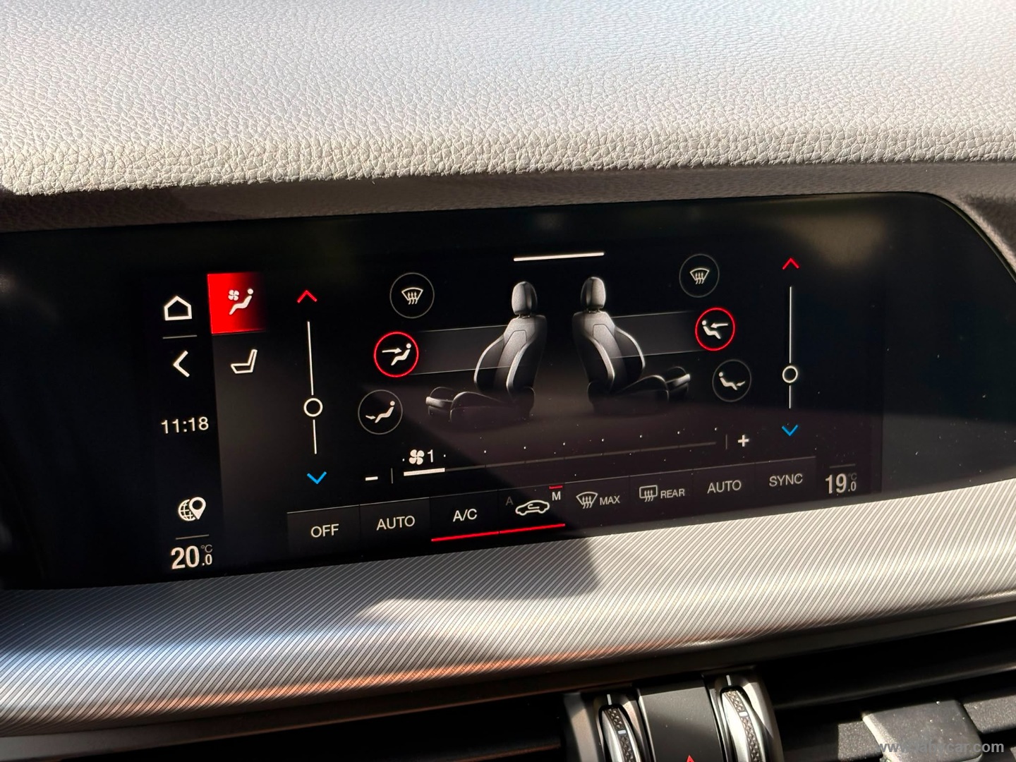 Alfa Romeo Stelvio 2.2 T.diesel 210CV AT8 Q4 Veloce - Immagine 26