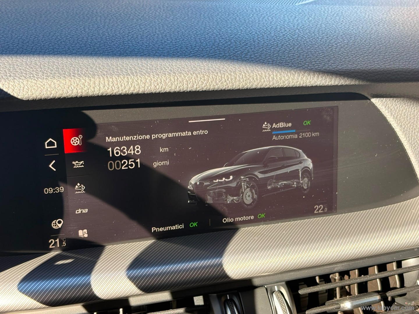 Alfa Romeo Stelvio 2.2 T.diesel 210CV AT8 Q4 Veloce - Immagine 26