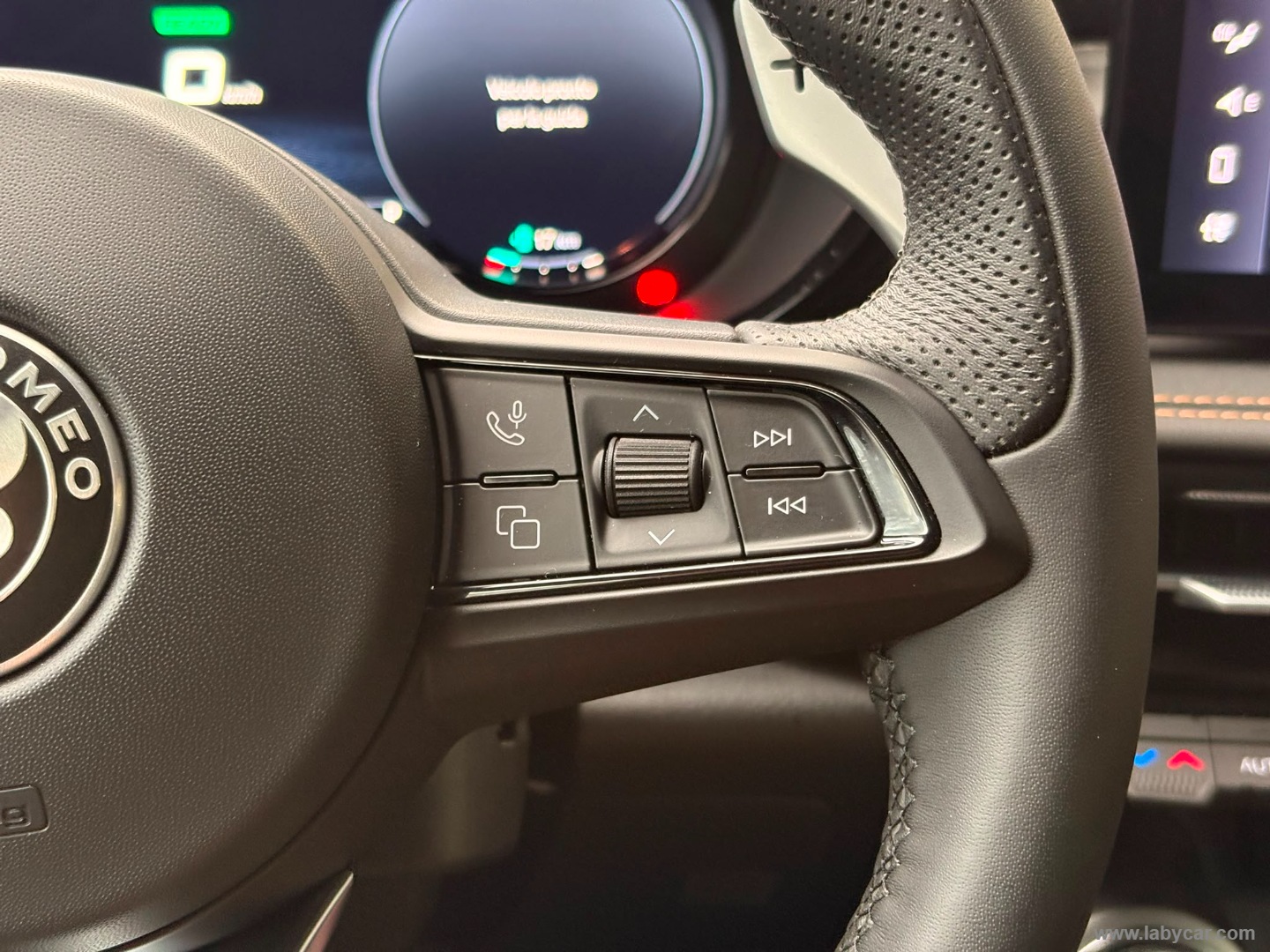 Alfa Romeo Tonale 1.3 280 CV PHEV AT6 Q4 Veloce - Immagine 26