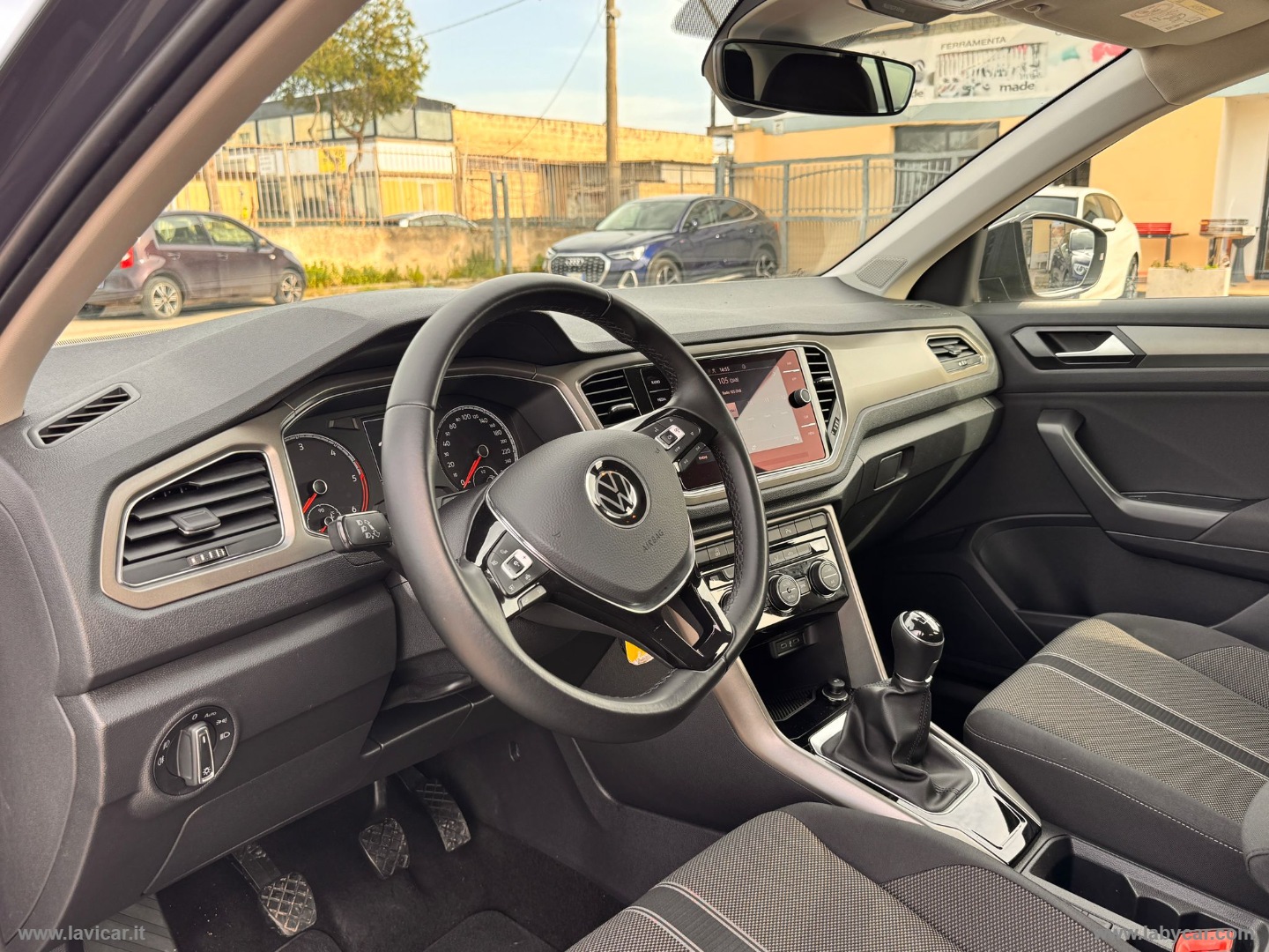 T-Roc 2.0 TDI SCR Style - immagine 26