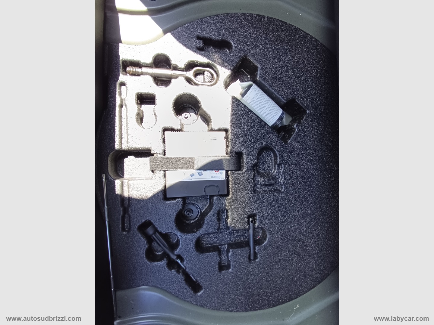Q3 SPB 35 TDI quattro S tr. S line ed. - immagine 26