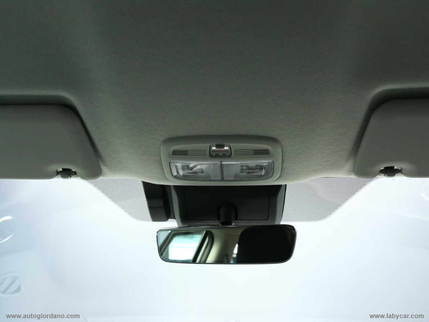 Vitara 1.4 Hybrid 4WD AllGrip Cool+ - immagine 26
