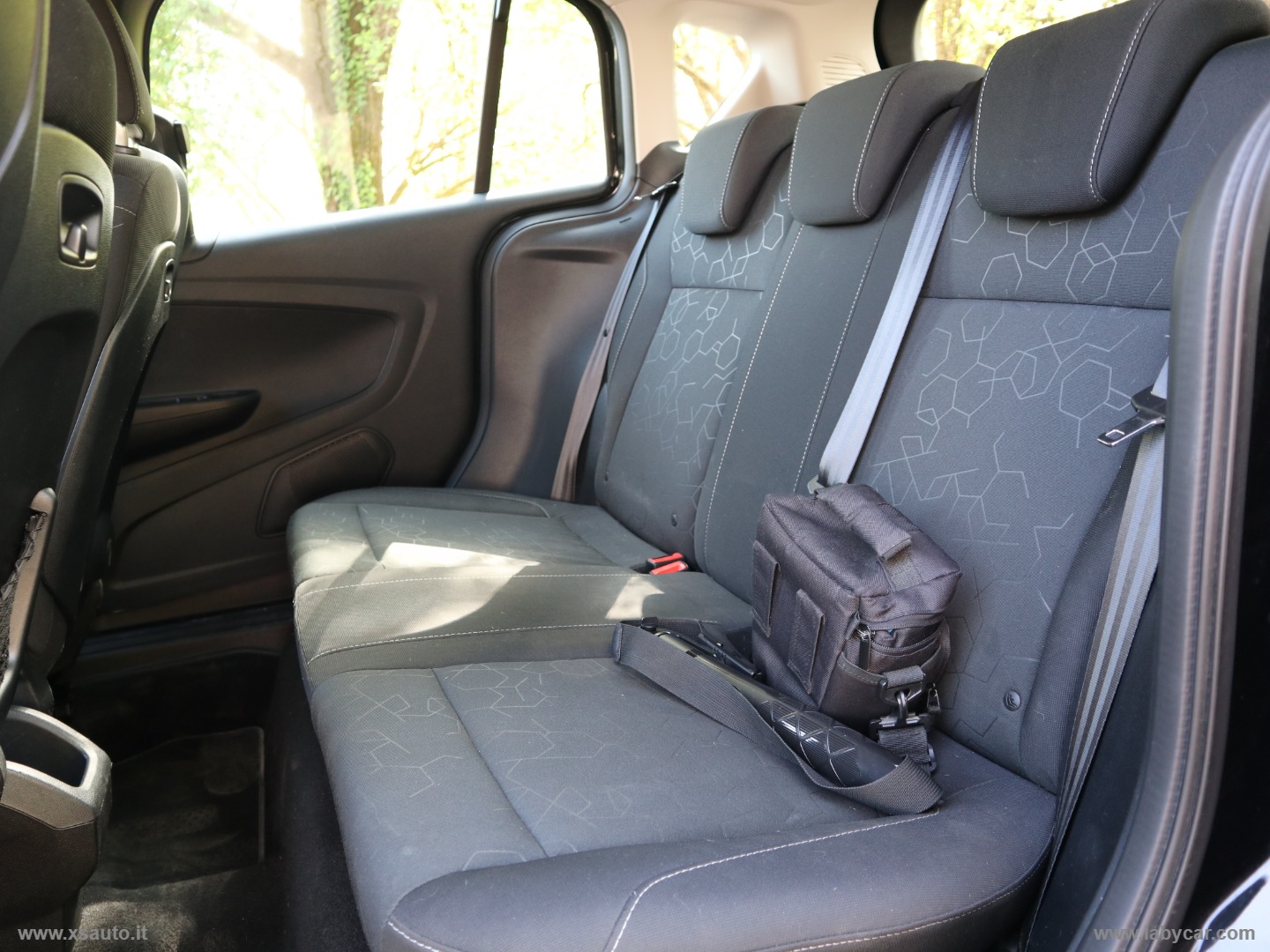 B-Max 1.0 EcoBoost 100 CV Titanium - immagine 26