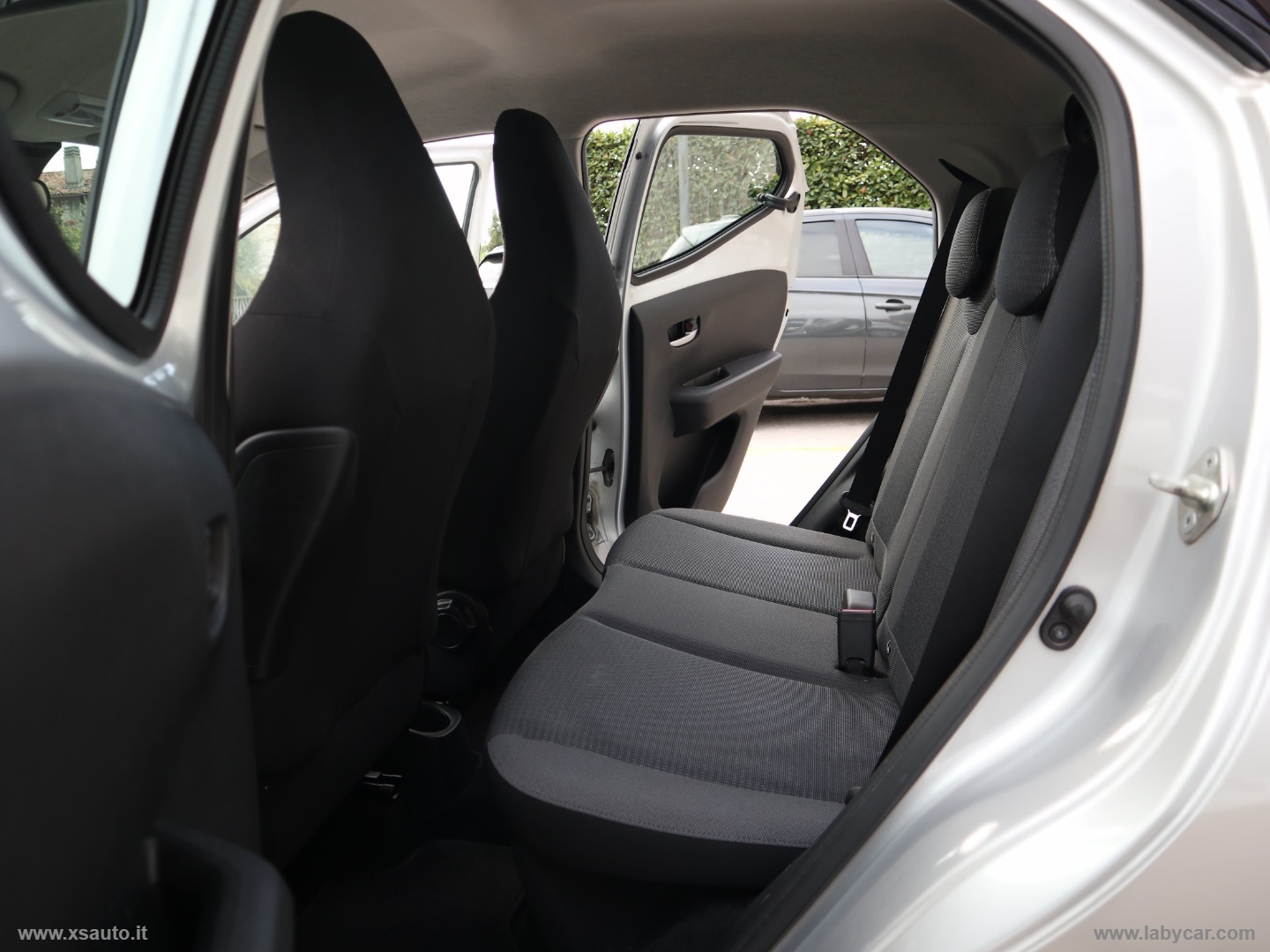 Aygo Con. 1.0 VVT-i 72CV 5p.x-music MMT - immagine 26
