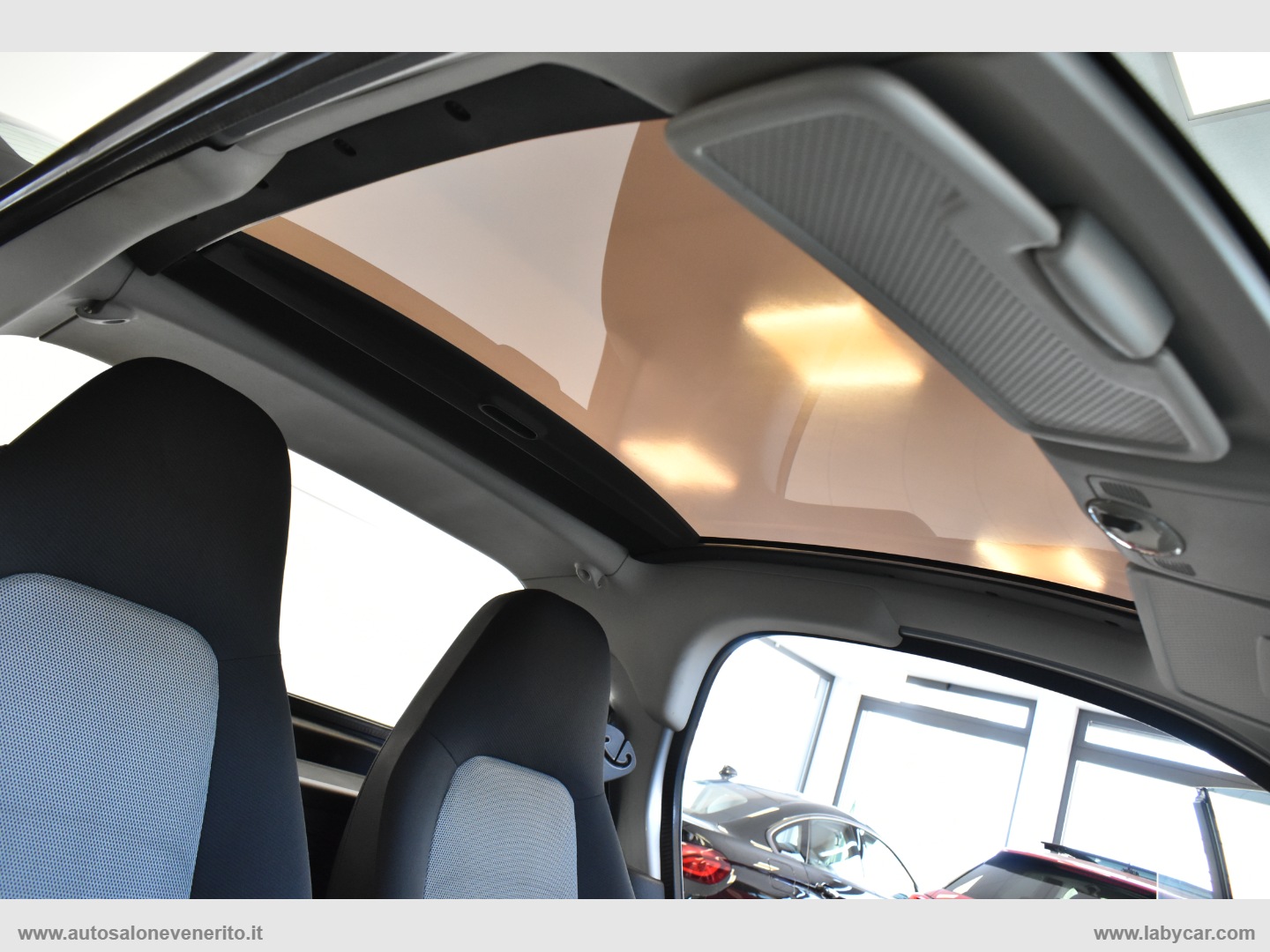 fortwo 1000 52 kW MHD coupé passion - immagine 26
