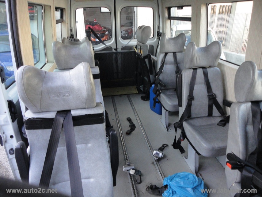 Master T28/120 2.5 dCi PM-TM Combi Ice TRASPORTO DISABILE - immagine 26