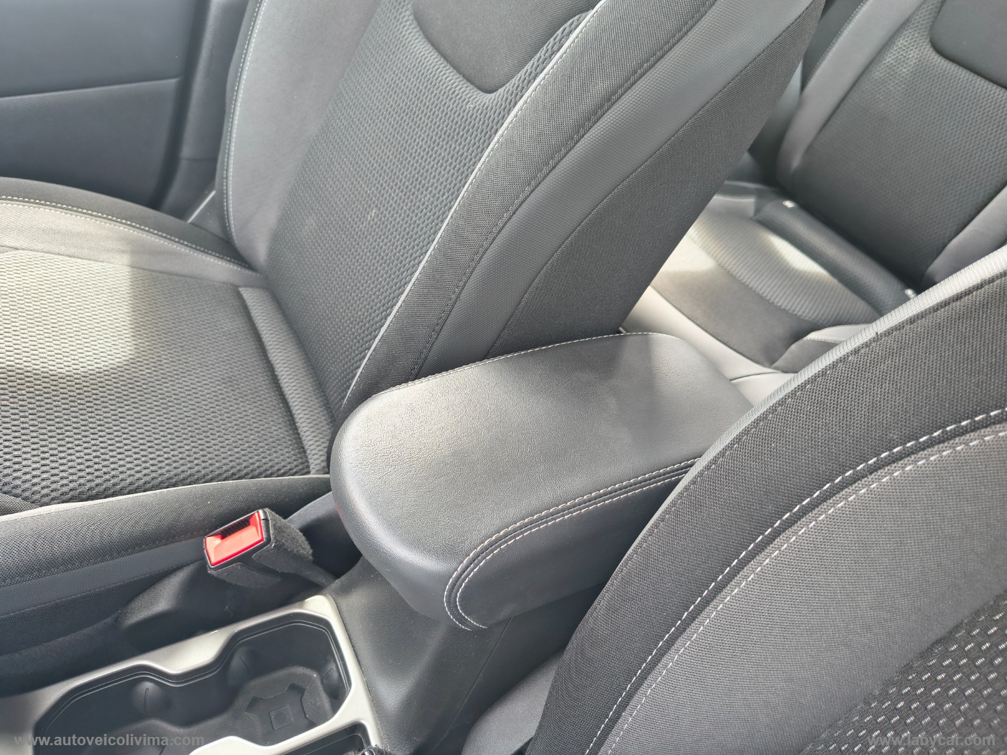 Renegade 1.6 Mjt 130CV Limited - immagine 26