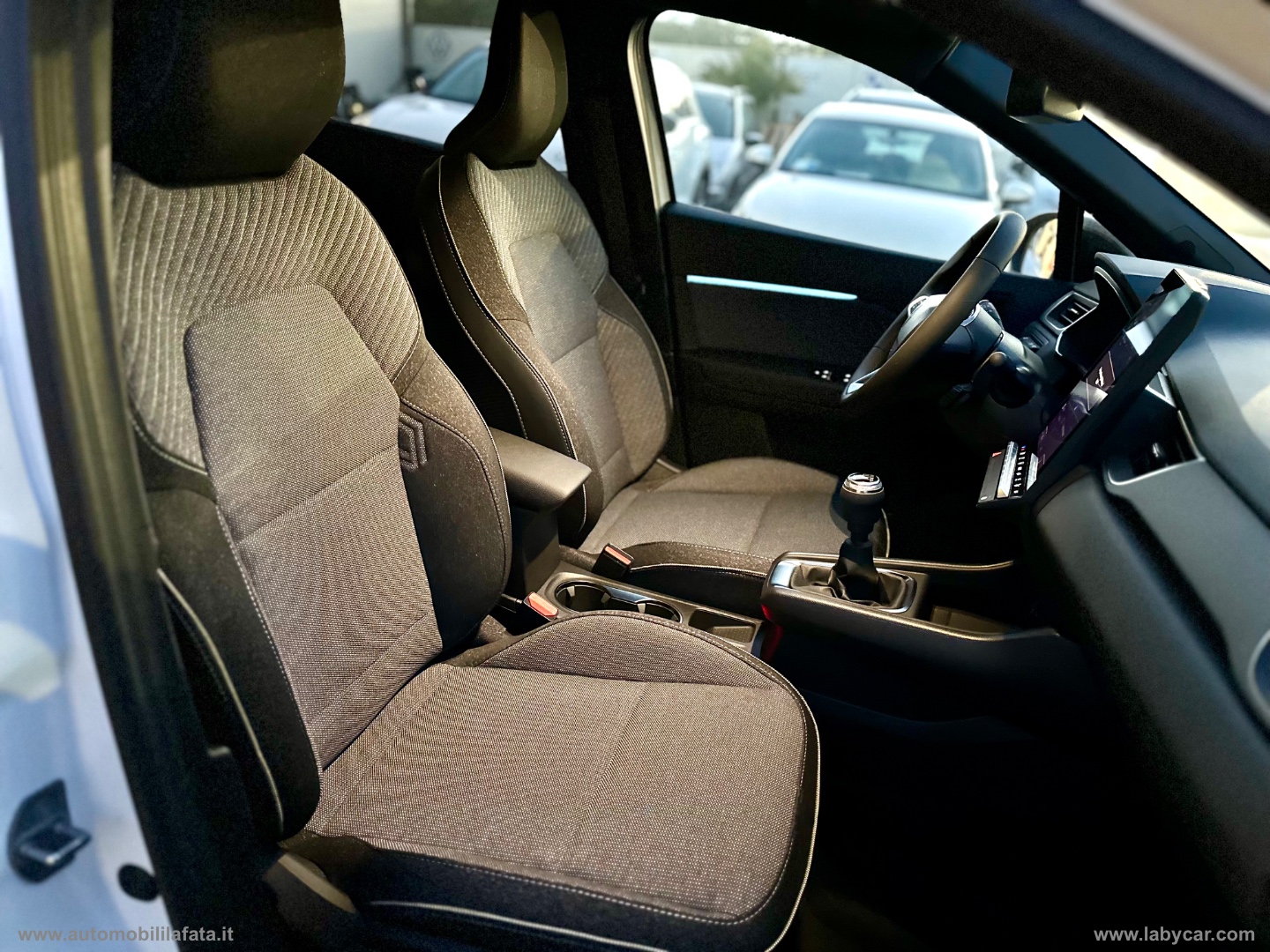 Captur ECO-G 100 CV Techno AZIENDALE KM 3.000 - immagine 26