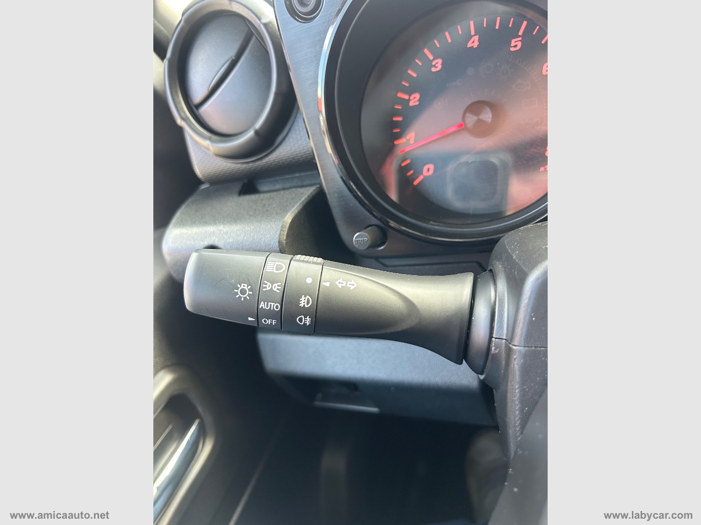 Jimny 1.5 5MT N1 - Z-MODE PICK-UP INTROVABILE Z-MODE PICK-UP - immagine 26