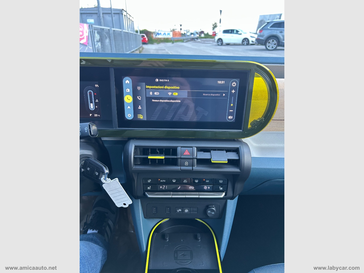 Grande Panda 1.2 Hybrid 110 S&S La Prima - immagine 26