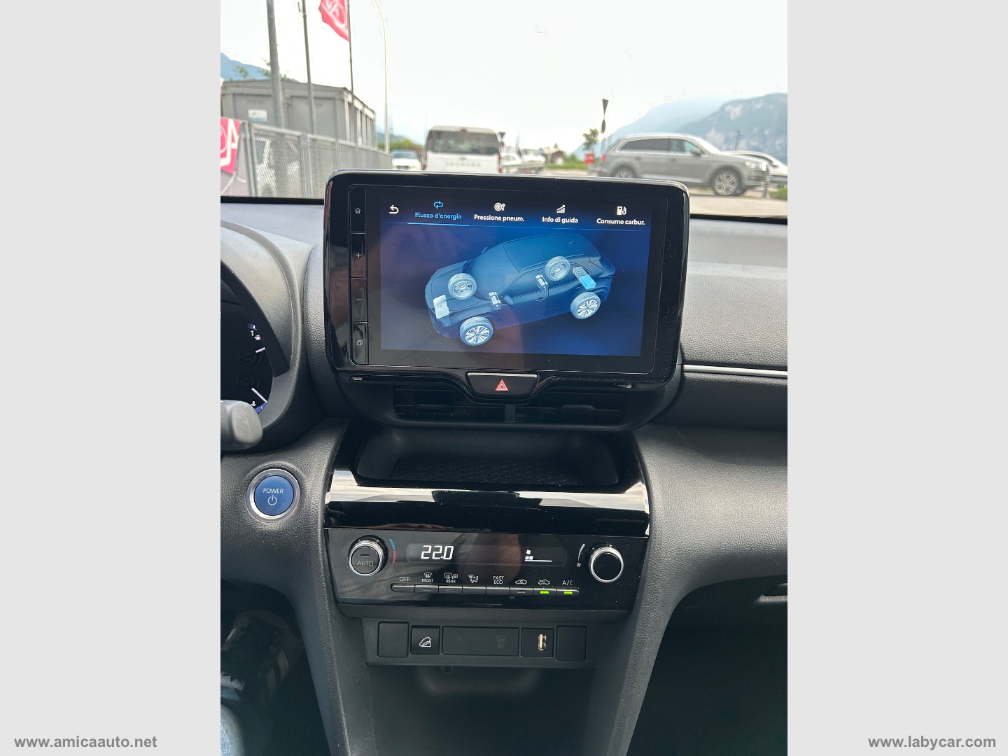 Yaris Cross 1.5 Hyb. 5p. E-CVT AWD Trend - immagine 26