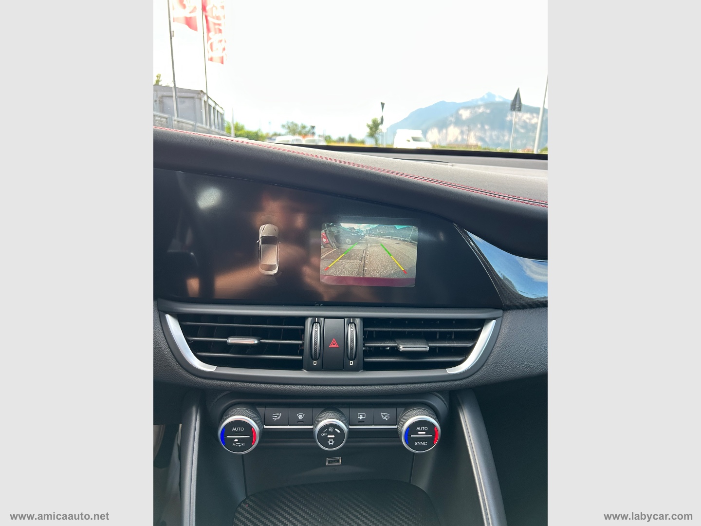 Giulia 2.9 T V6 Quadrifoglio CAMBIO MANUALE - UNICO PROPRIETARIO - immagine 26