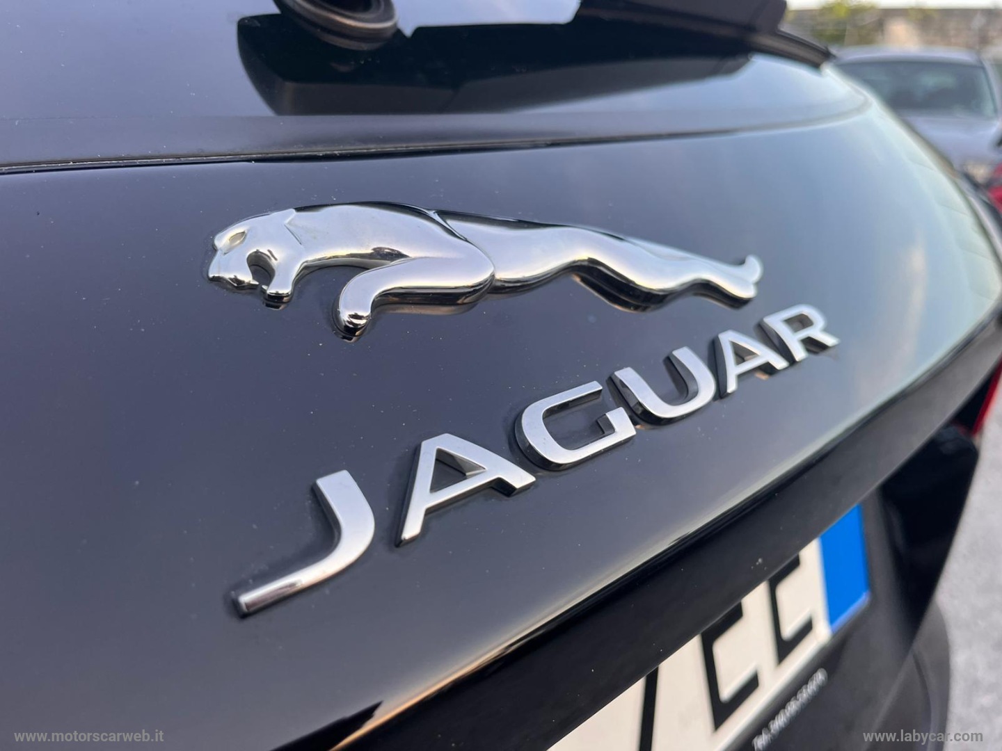 E-Pace 2.0D 150CV AWD aut. R-Dynamic S AUTOCARRO - immagine 26