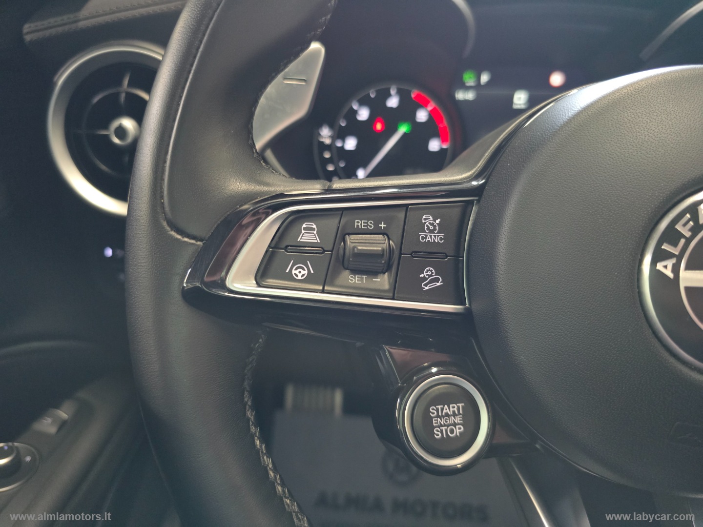Stelvio 2.2 T.diesel 210 CV AT8 Q4 Ti - immagine 26