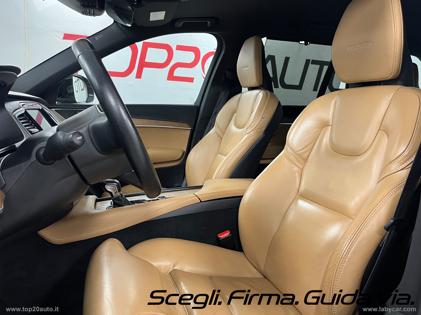 XC90 D5 AWD Geartronic Inscription|TOTAL BLACK|PELLE TOTALE - immagine 26