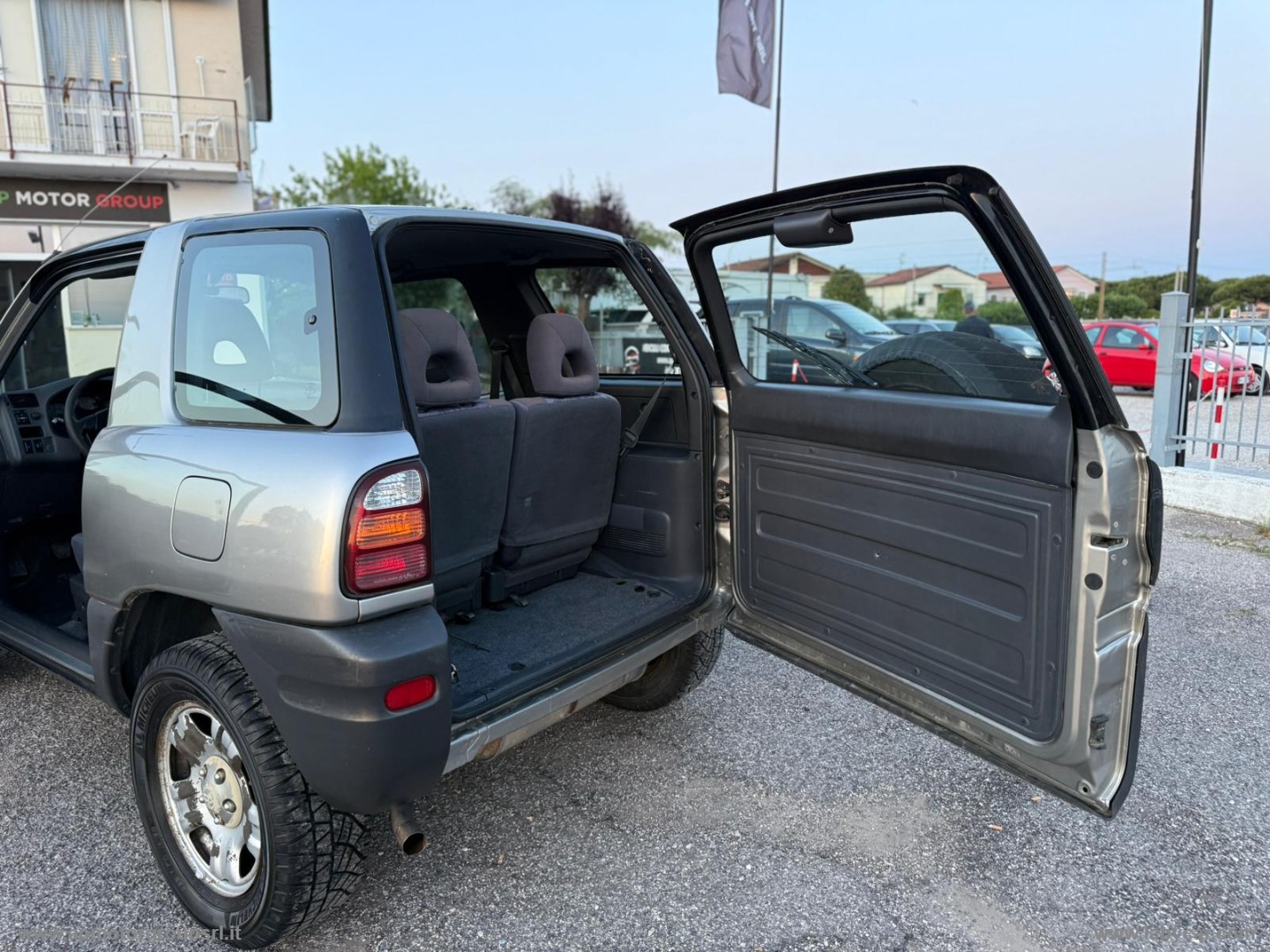 RAV4 2.0 3p. Fun - immagine 26