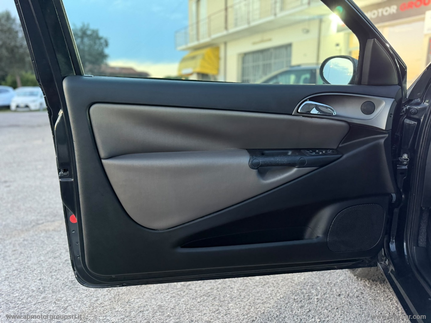 Ypsilon 1.2 Argento - immagine 26