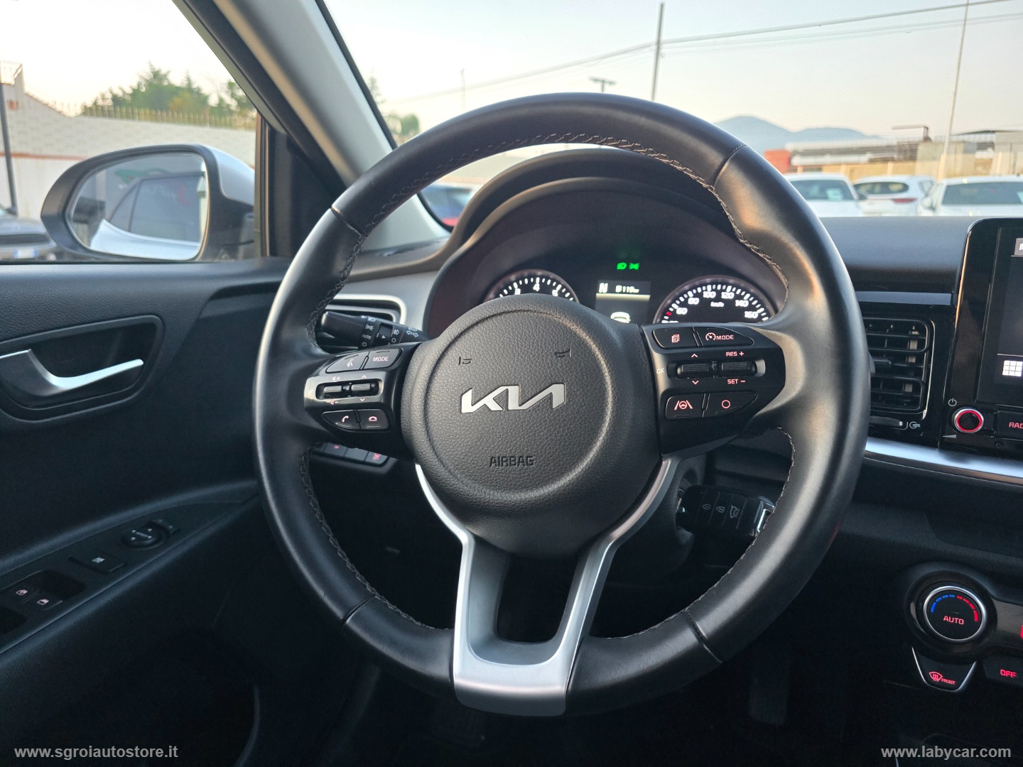 Stonic 1.0 T-GDi 100 CV MHEV iMT Style - immagine 26