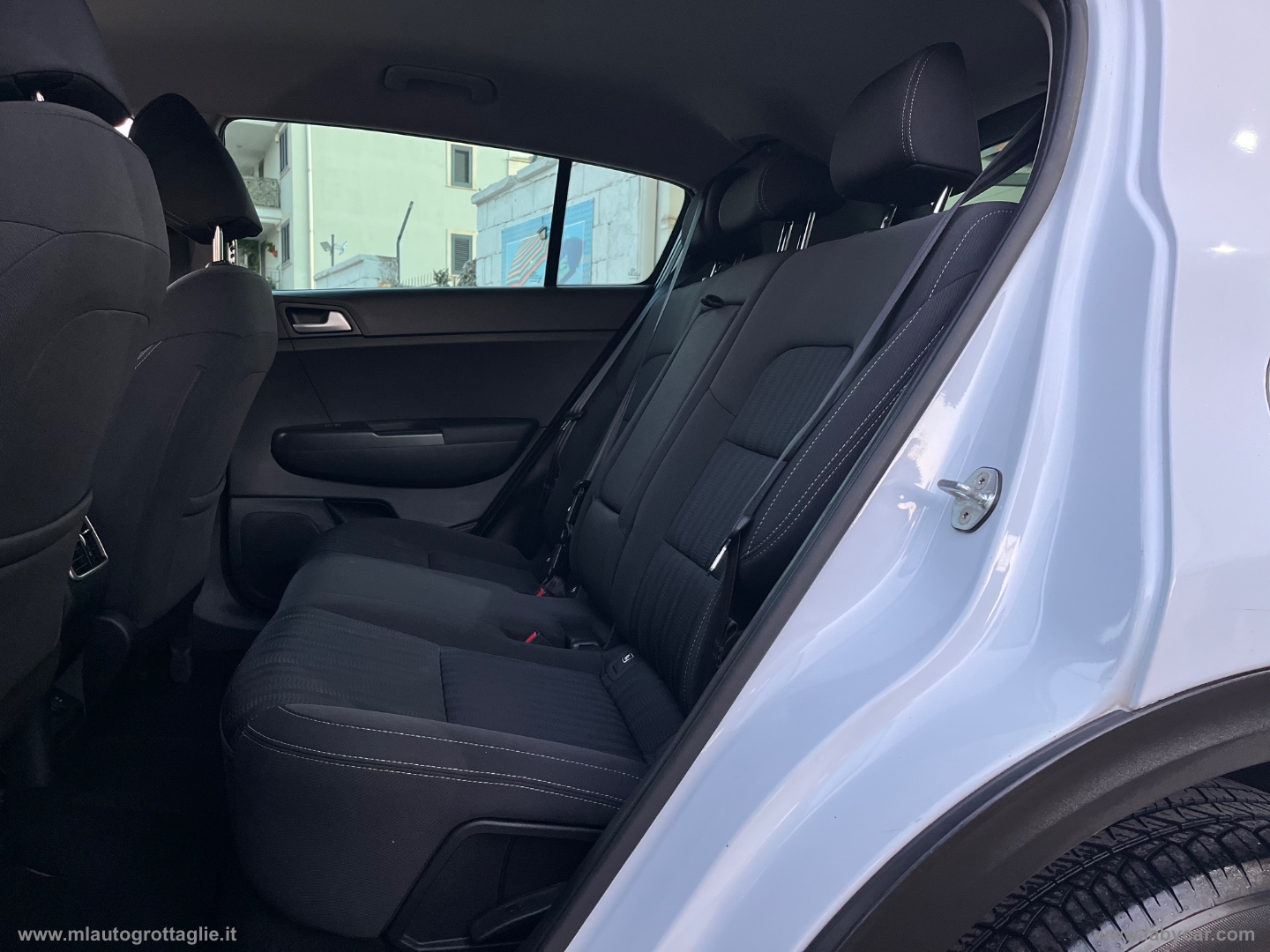 Sportage 1.7 CRDI 2WD Business Class - immagine 26