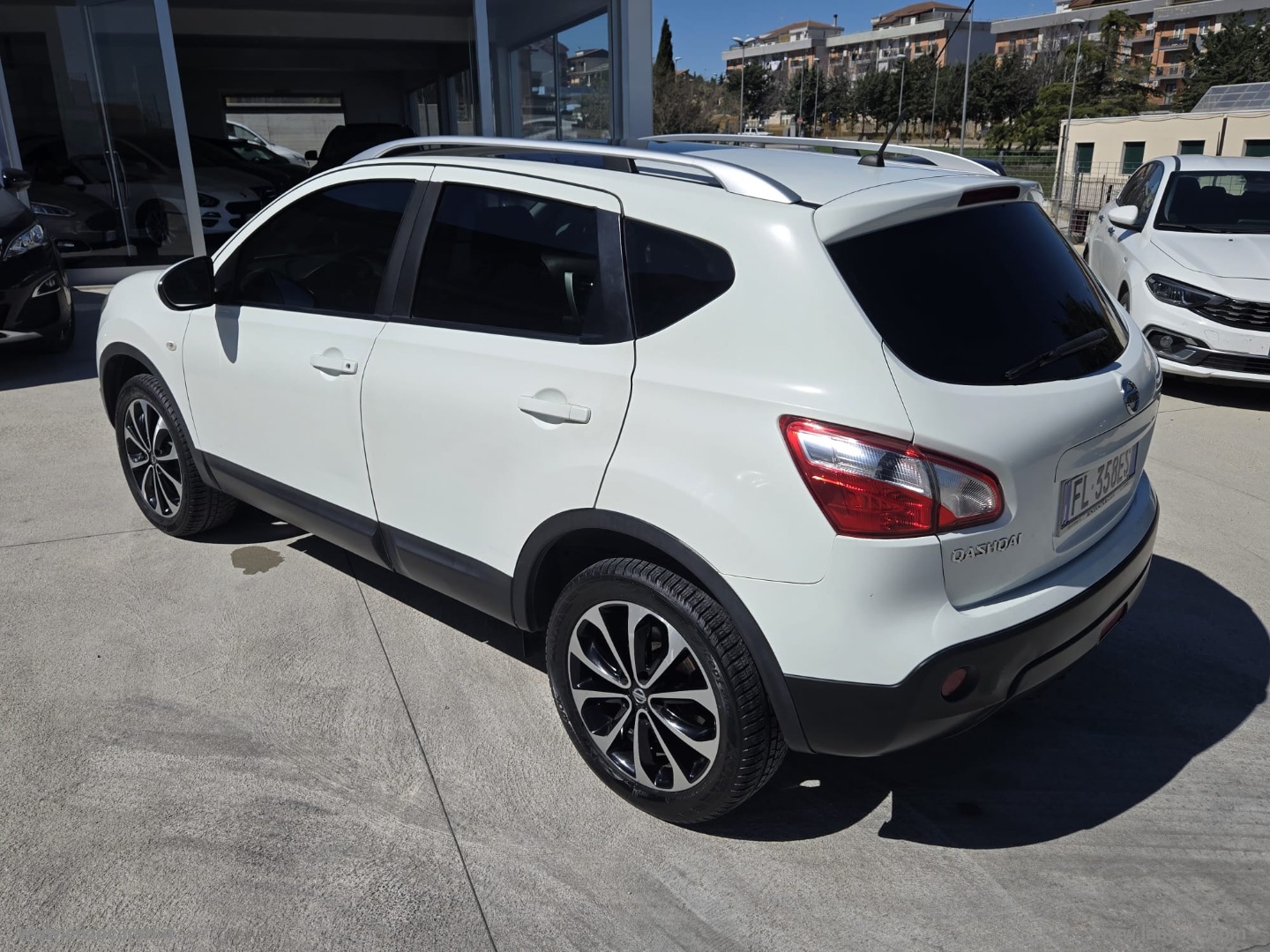Qashqai 1.5 dCi DPF Tekna TETTO PANORAMICO - immagine 26