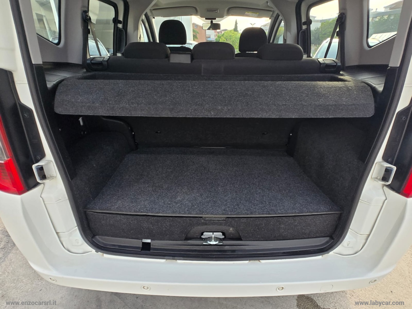 QUBO 1.4 8V 77 CV Lounge Natural Power UNIPROPRIETARIO - immagine 26
