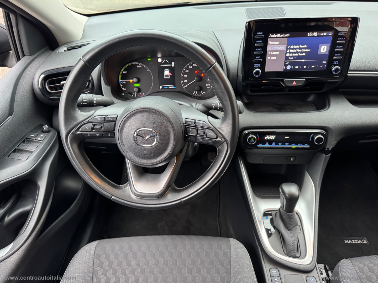 Mazda2 Hybrid 1.5 VVT Pure - immagine 26