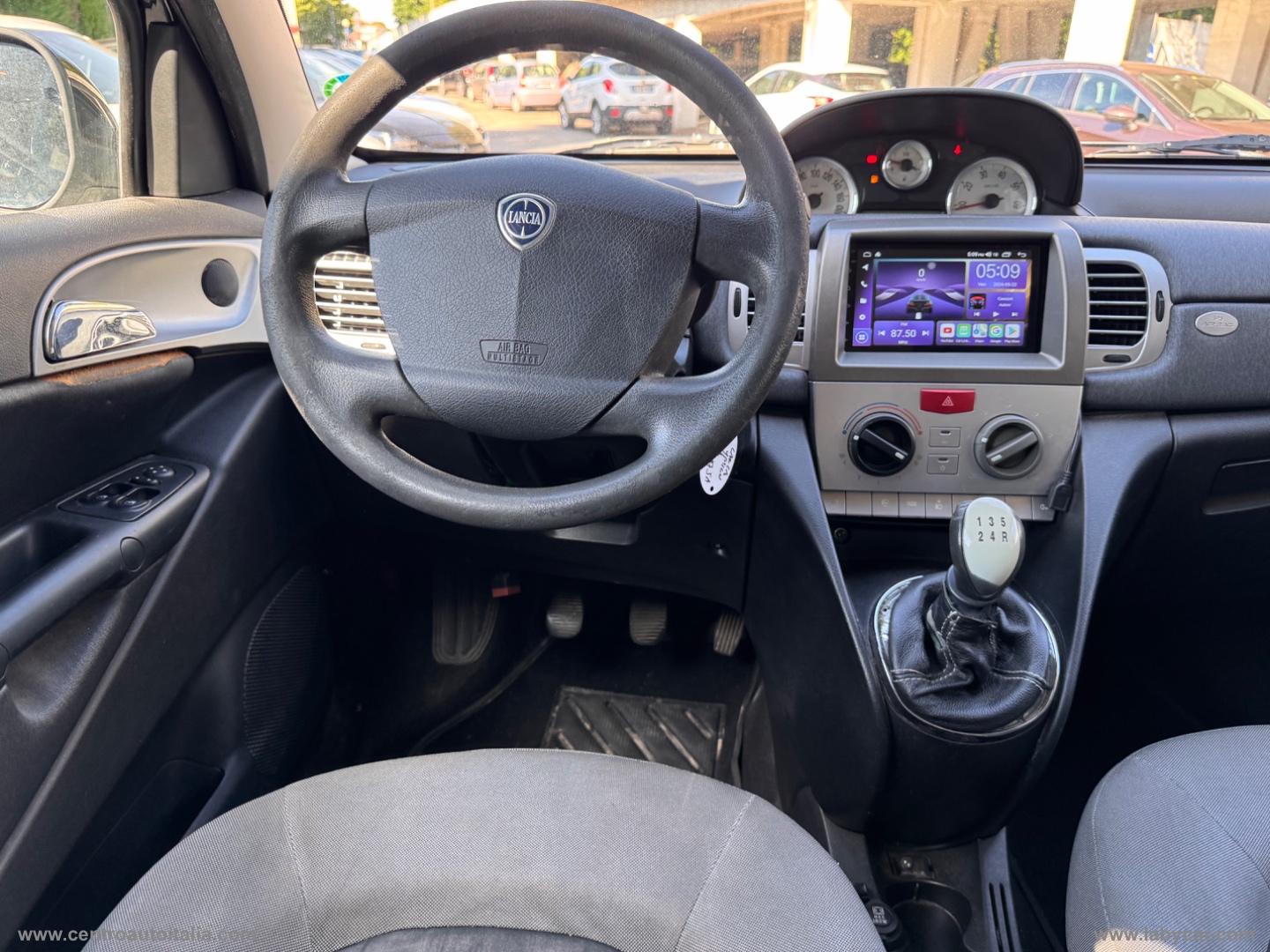 Ypsilon 1.2 Argento - immagine 26
