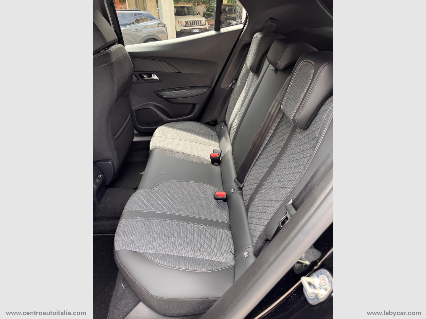 NUOVA 2008 Turbo 100 CV Allure - immagine 26