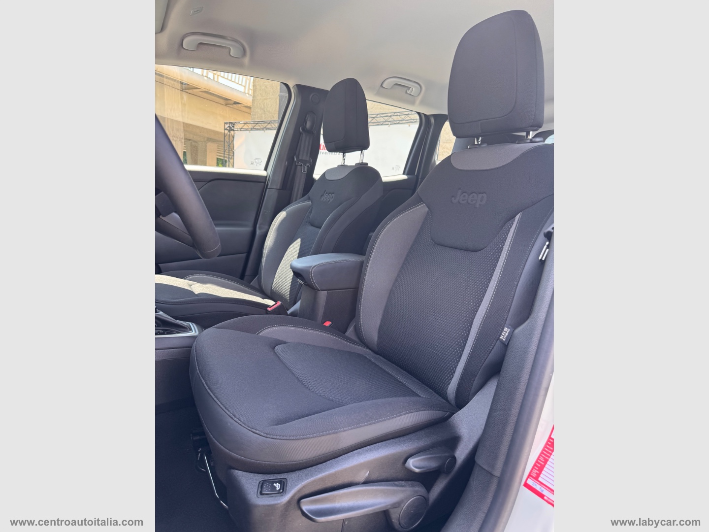 Renegade 1.5 T4 MHEV Limited - immagine 26