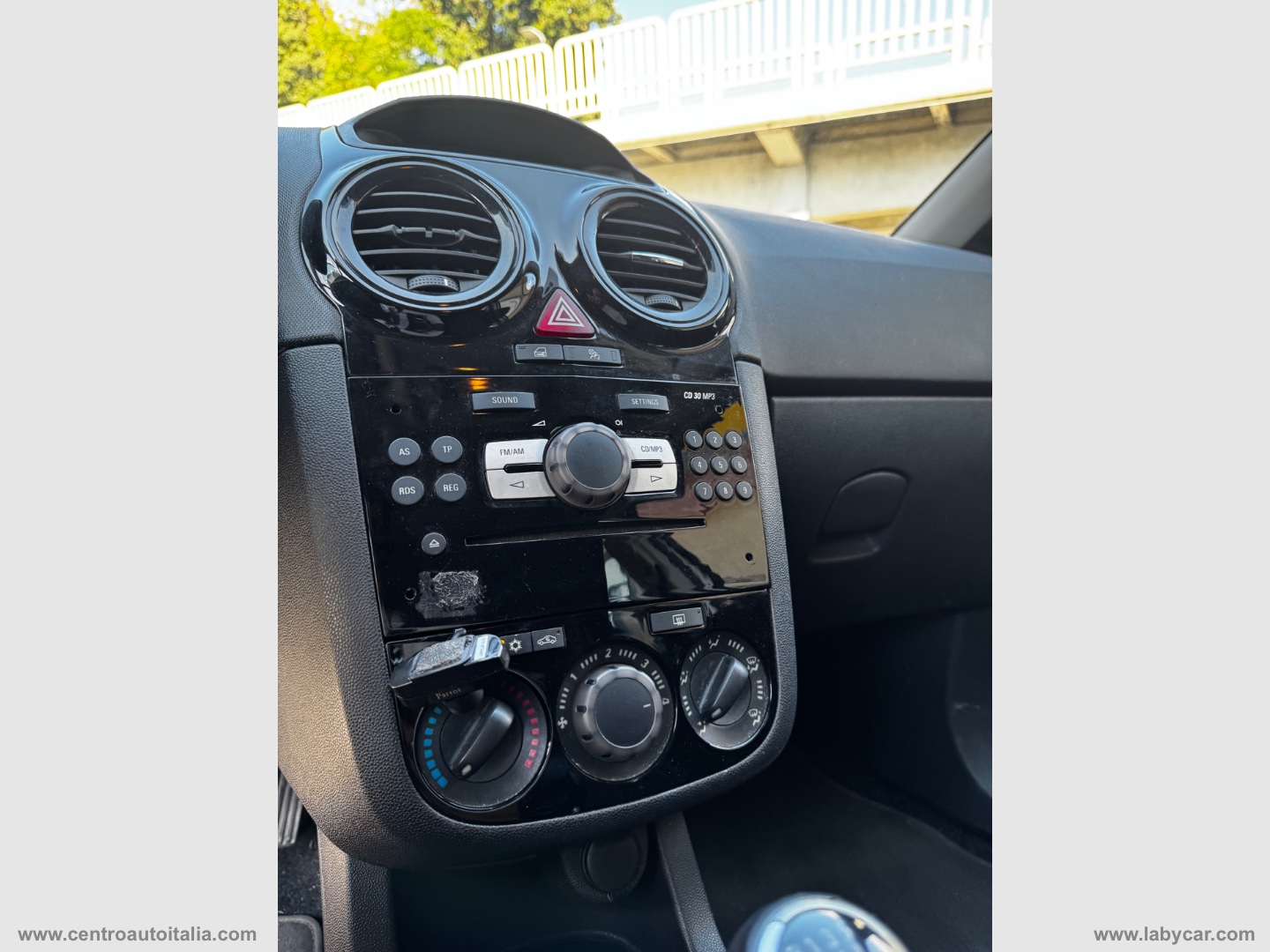 Corsa 1.2 80 CV 5p. GPL-TECH Edition - immagine 26