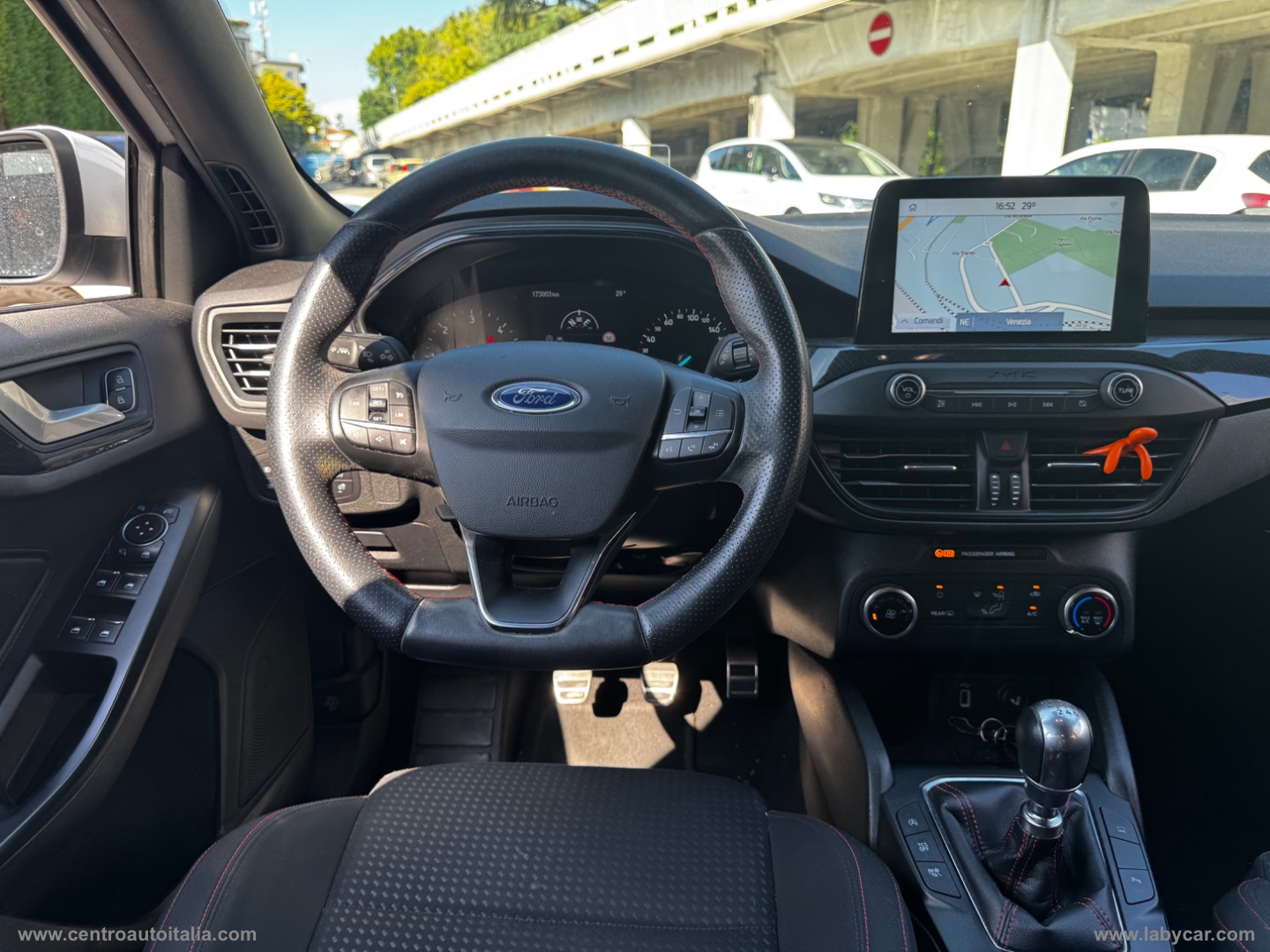 Focus 1.5 EcoBlue 120CV 5p. ST Line - immagine 26