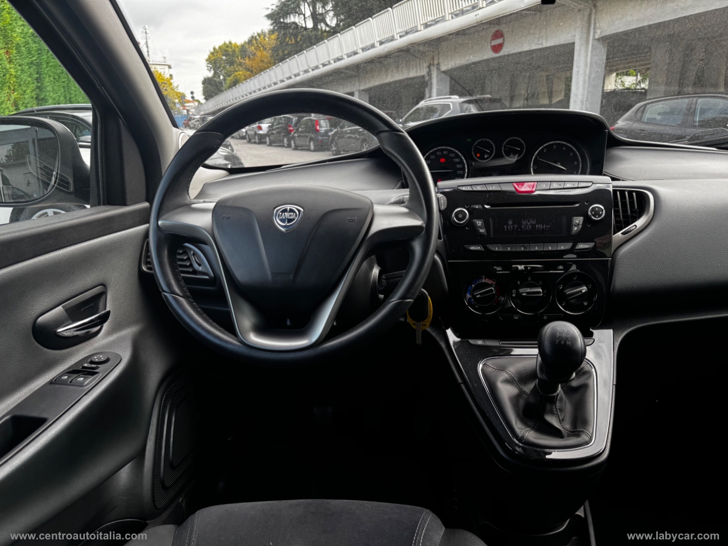Ypsilon 1.2 69 CV 5p. S&S Platinum - immagine 26