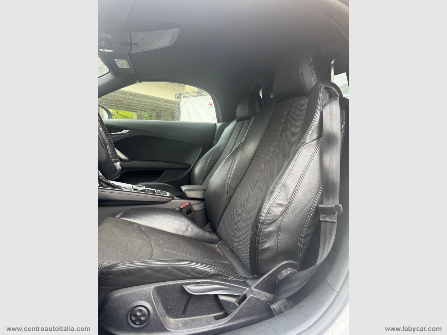 TT Roadster 2.0 TDI quattro S tr. S line - immagine 26