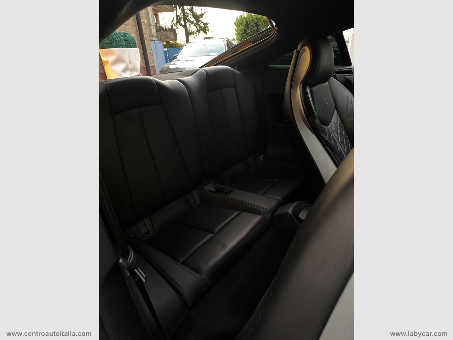 TTS Coupé 2.0 TFSI 310CV quattro S tr. - immagine 26