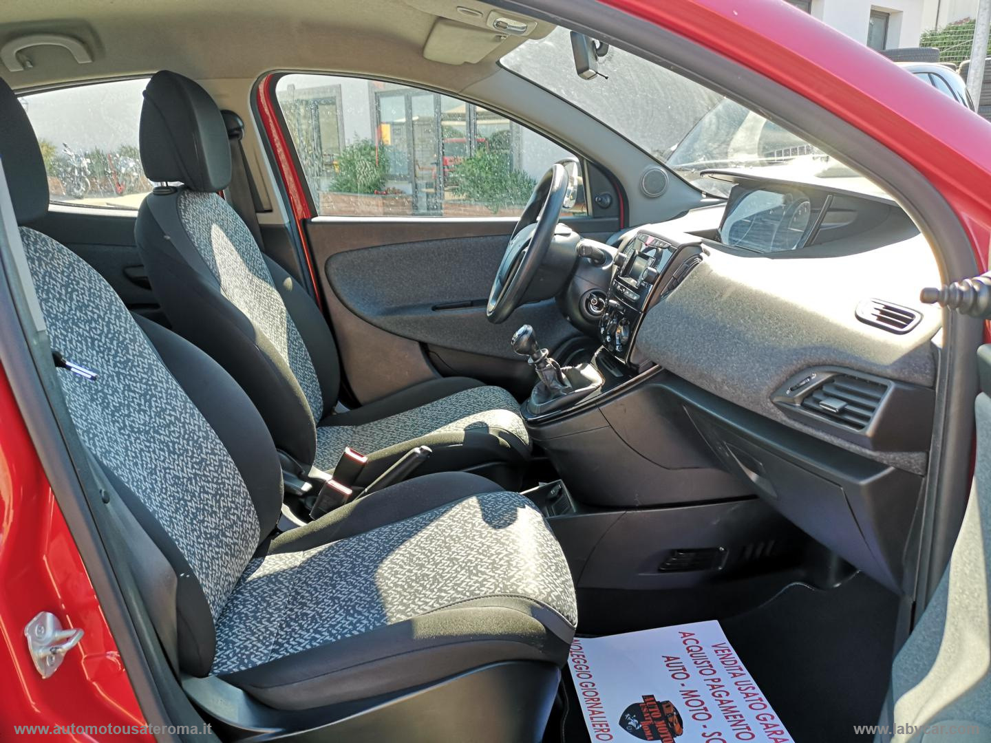 Ypsilon 1.0 FireFly HYBDIR S&S ECOCHIC PROMO WEB - immagine 26